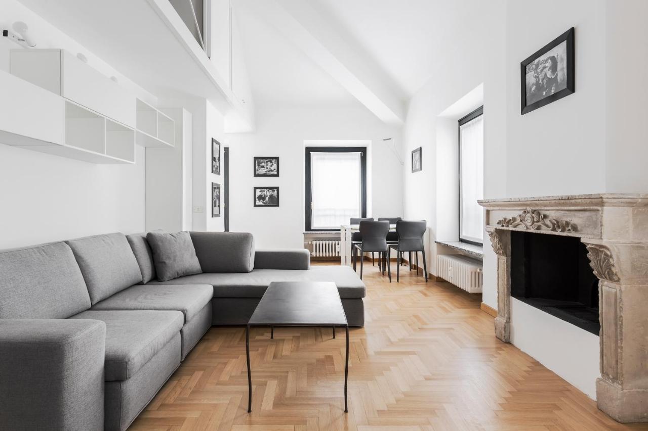 Апартаменты Living Brera, A Unique Experience - Vicolo Fiori Милан Экстерьер фото