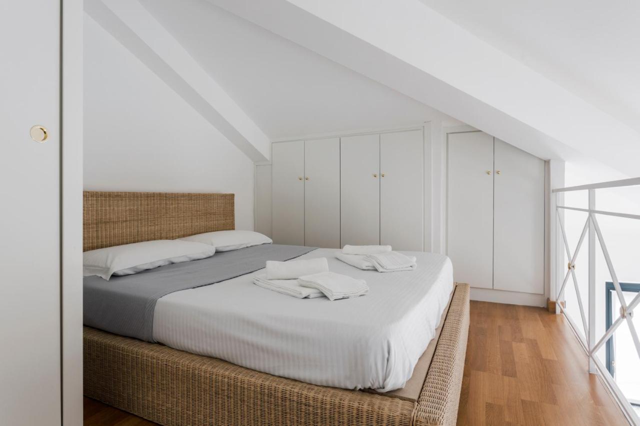 Апартаменты Living Brera, A Unique Experience - Vicolo Fiori Милан Экстерьер фото