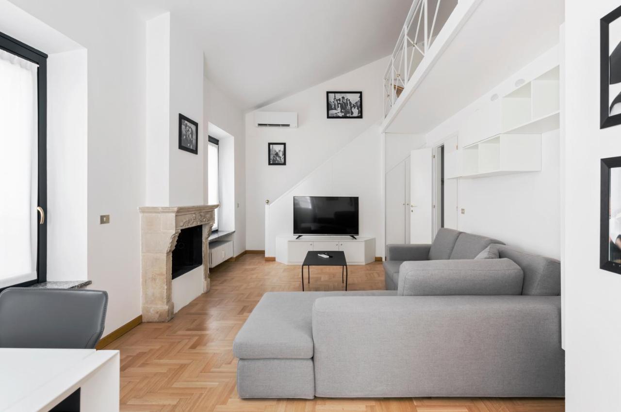 Апартаменты Living Brera, A Unique Experience - Vicolo Fiori Милан Экстерьер фото